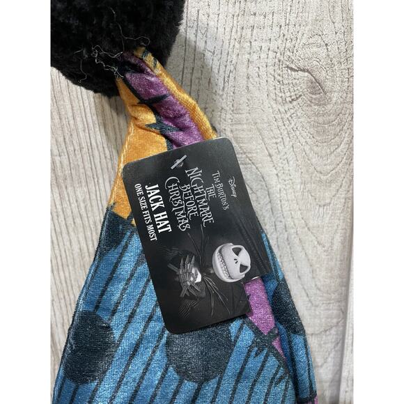 The Nightmare Before Christmas Sally Santa Hat Jack Skellington Multi-Color New - Picture 3 of 4